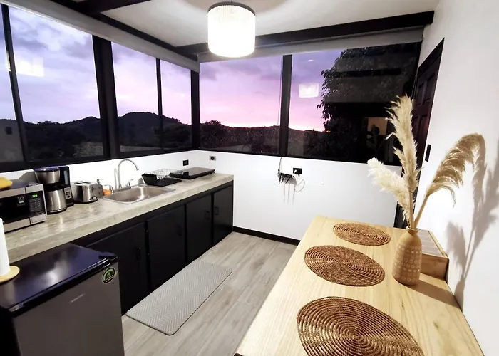 Tranquil Jungle Loft Getaway In Monteverde Cloud Forest Сasa de vacaciones Alto Cebadilla