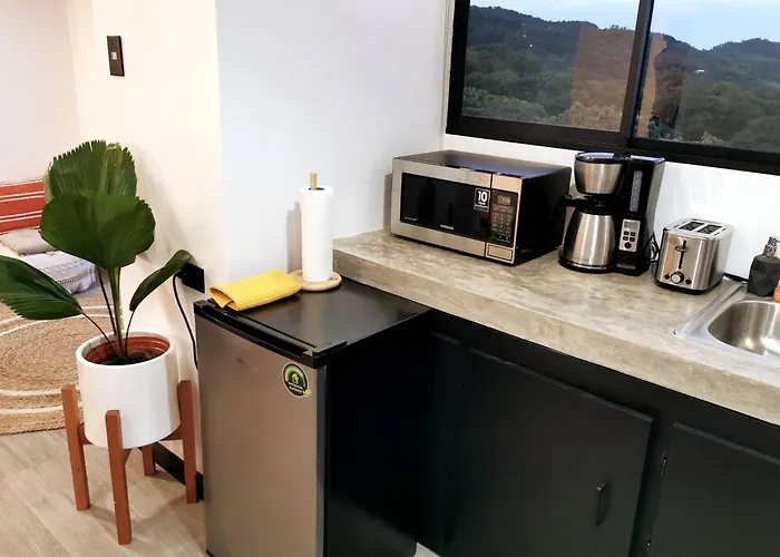 Tranquil Jungle Loft Getaway In Monteverde Cloud Forest Сasa de vacaciones